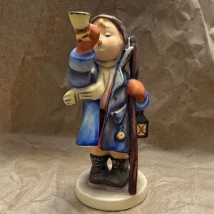 Hummel “hear ye, hear ye” 15/0